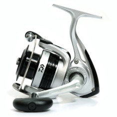 Катушка Daiwa SWEEPFIRE E 2500C