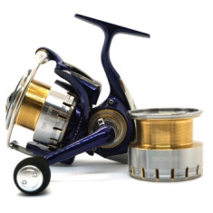 Катушка Daiwa 18 TDR 4012QD + Зап. шпуля