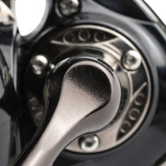 Катушка Favorite Sapphire 2000 SPHR201 7+1BB 5.2:1