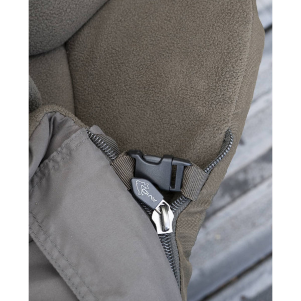 Раскладушка Avid Carp Benchmark Lite Memory Foam System