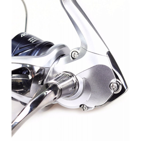 Shimano Nexave C3000 FE reel