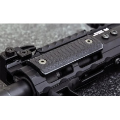 Накладки на цевье Leapers UTG. M-LOK. 4 шт Накладки на цевье Leapers UTG. M-LOK. 4 шт