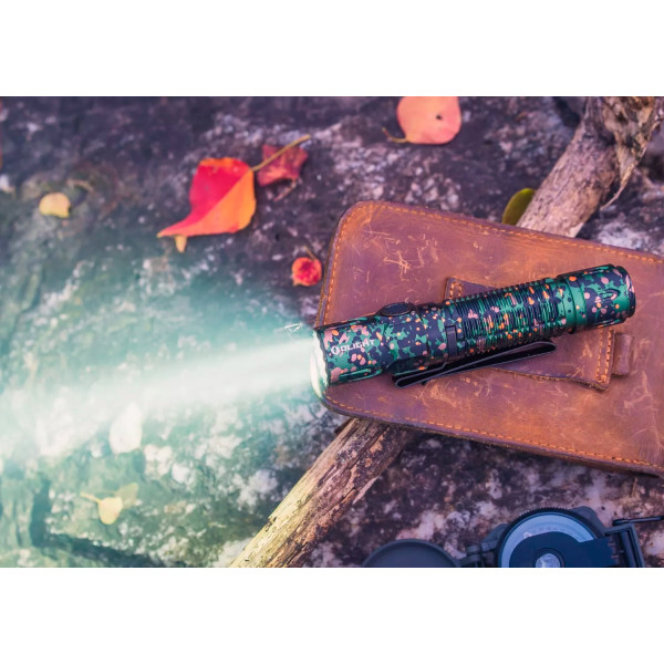 Фонарь Olight Warrior 3S Camo
