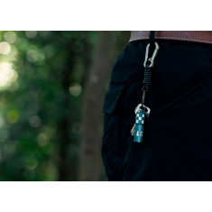 Фонарь-брелок Olight i17 Checkered Flag