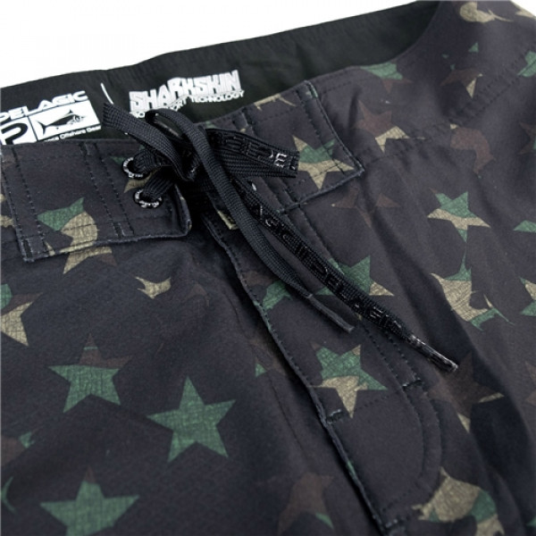 Шорты Pelagic Sharkskin Americamo Fishing Shorts 32 ц:green fish camo