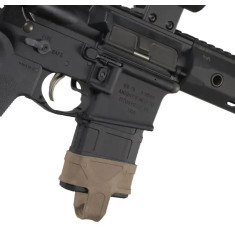 Набор накладок на магазин Magpul для AR15 (3 шт) FDE Набор накладок на магазин Magpul для AR15 (3 шт) FDE