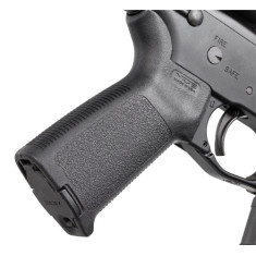 Рукоятка пістолетна Magpul MOE Grip для AR15/M4. Black Рукоятка пістолетна Magpul MOE Grip для AR15/M4. Black